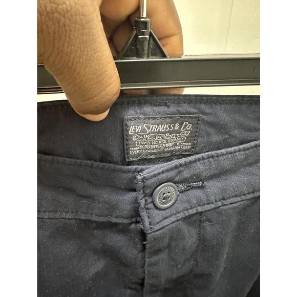 Levi's Men's Regular Carrier Cargo Short Navy Size 30W - Picture 4 of 7